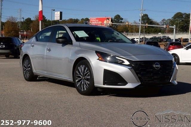 2024 Nissan Altima 2.5 SV Sedan