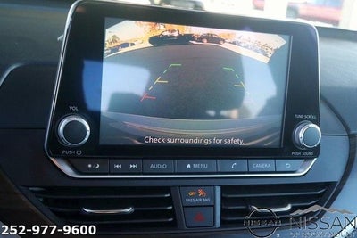 2024 Nissan Altima 2.5 SV Sedan