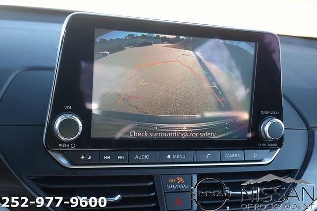 2024 Nissan Altima 2.5 SV Sedan