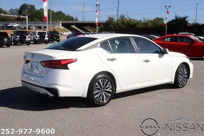 2025 Nissan Altima SV FWD