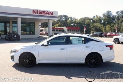 2025 Nissan Altima SV FWD