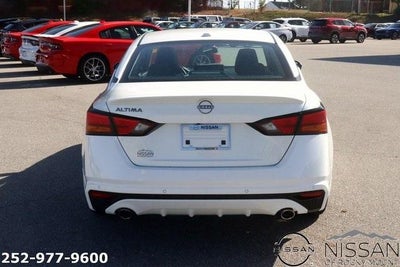 2025 Nissan Altima SV FWD