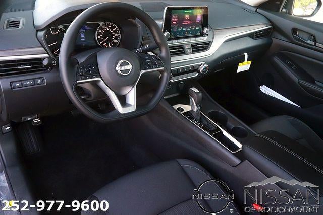2026 Nissan Altima SV FWD