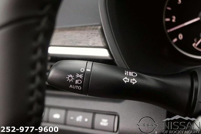 2025 Nissan Altima SV FWD