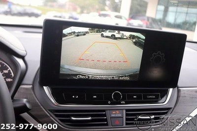 2025 Nissan Altima SV FWD