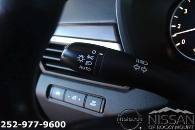 2024 Nissan Altima 2.5 SV Sedan