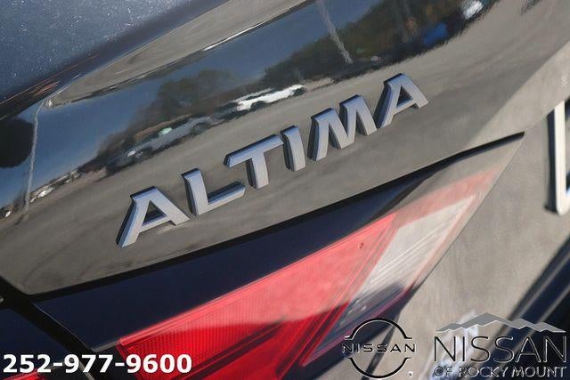 2024 Nissan Altima 2.5 SV Sedan