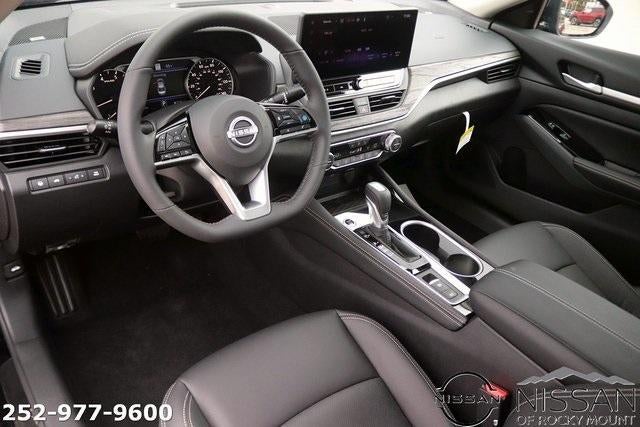 2025 Nissan Altima SL FWD