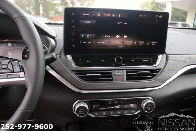 2025 Nissan Altima SL FWD