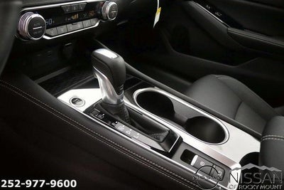 2025 Nissan Altima SL FWD