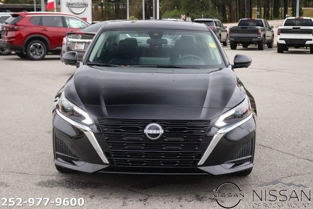 2025 Nissan Altima SL FWD