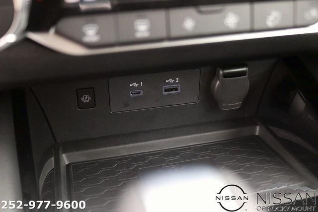 2025 Nissan Altima SL FWD