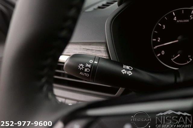 2025 Nissan Altima SL FWD