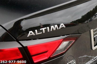 2025 Nissan Altima SL FWD