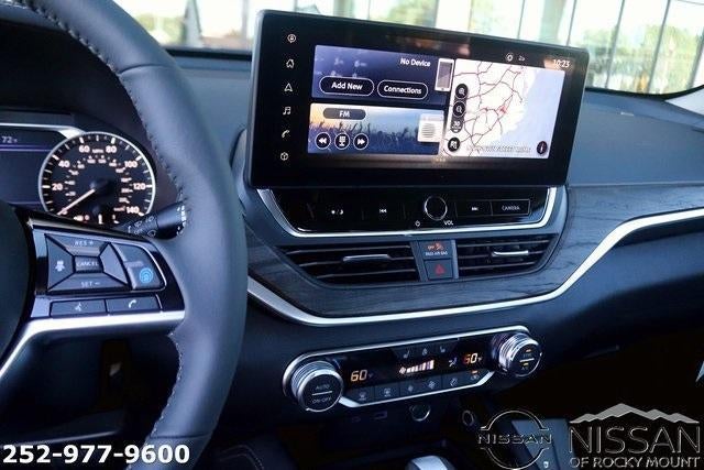 2025 Nissan Altima SL FWD