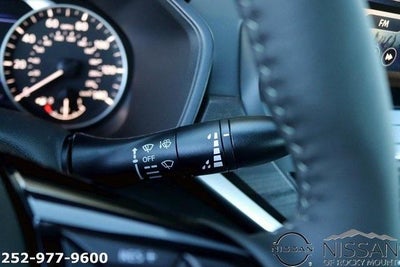 2025 Nissan Altima SL FWD