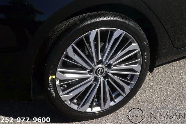 2025 Nissan Altima SL FWD