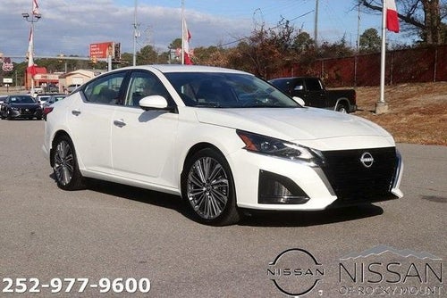 2025 Nissan Altima SL FWD