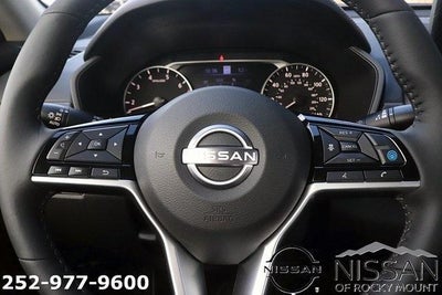2025 Nissan Altima SL FWD