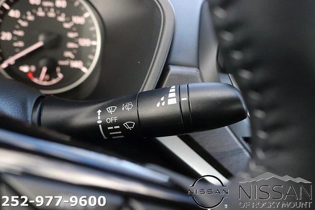 2025 Nissan Altima SL FWD