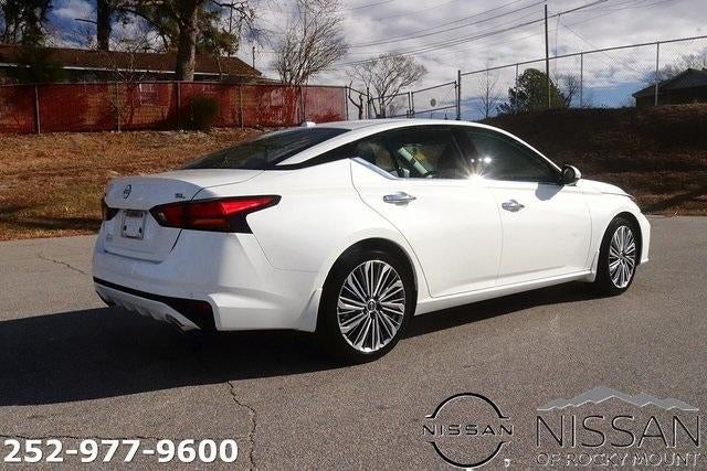 2025 Nissan Altima SL FWD