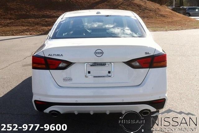 2025 Nissan Altima SL FWD
