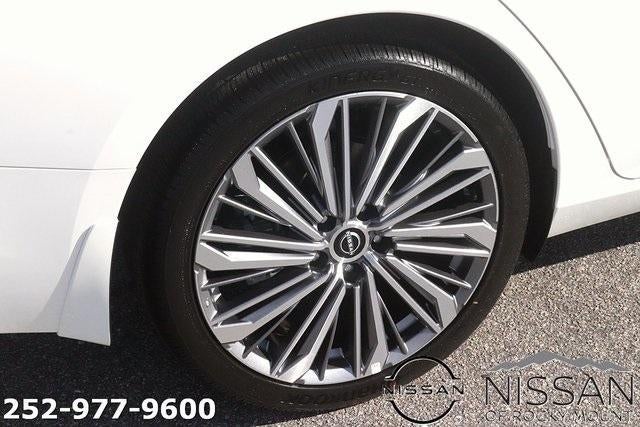 2025 Nissan Altima SL FWD