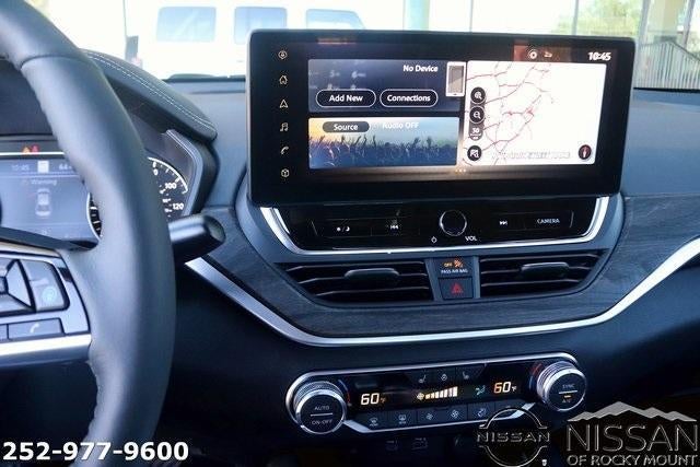 2025 Nissan Altima SL FWD