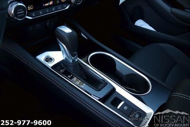 2025 Nissan Altima SL FWD