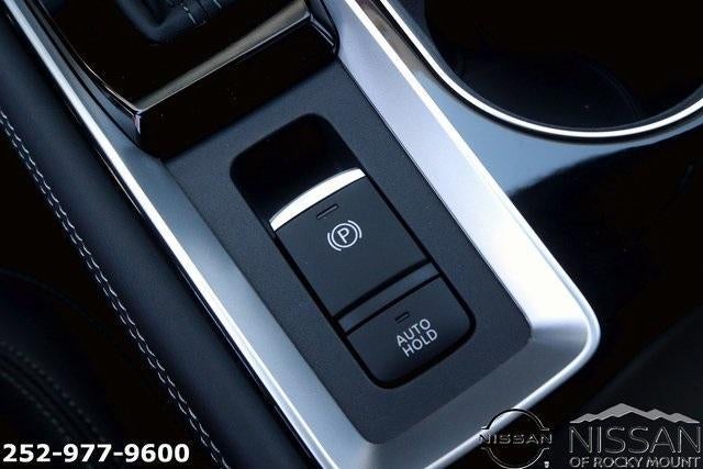 2025 Nissan Altima SL FWD