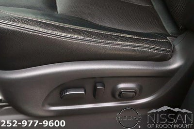 2021 Nissan Titan 4x4 Crew Cab SL