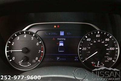 2021 Nissan Titan 4x4 Crew Cab SL