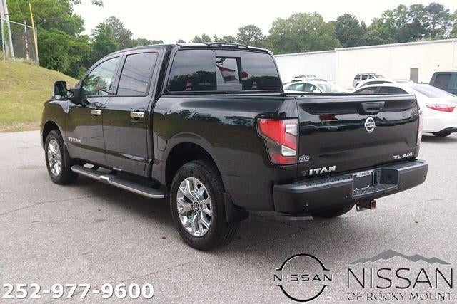 2021 Nissan Titan 4x4 Crew Cab SL