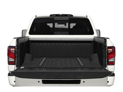 2021 Nissan Titan 4x4 Crew Cab SL