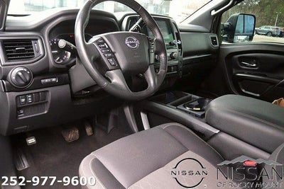 2024 Nissan Titan 4x2 Crew Cab SV