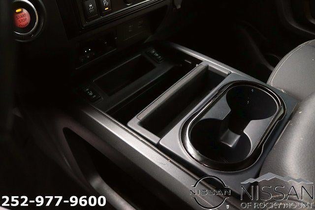 2024 Nissan Titan 4x2 Crew Cab SV