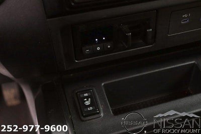 2024 Nissan Titan 4x2 Crew Cab SV