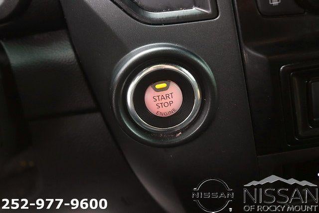 2024 Nissan Titan 4x2 Crew Cab SV