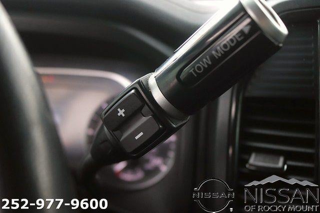 2024 Nissan Titan 4x2 Crew Cab SV