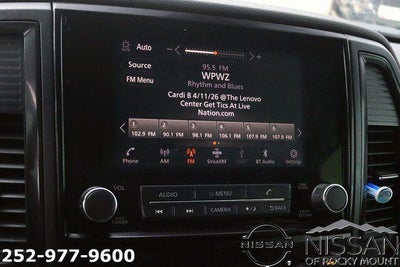 2024 Nissan Titan 4x2 Crew Cab SV