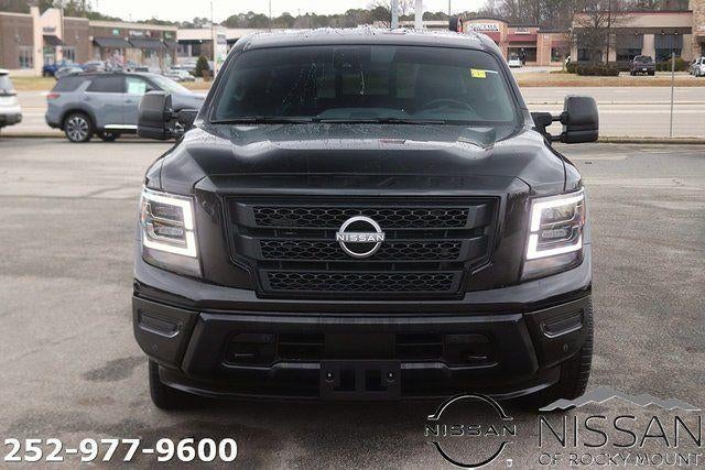 2024 Nissan Titan 4x2 Crew Cab SV
