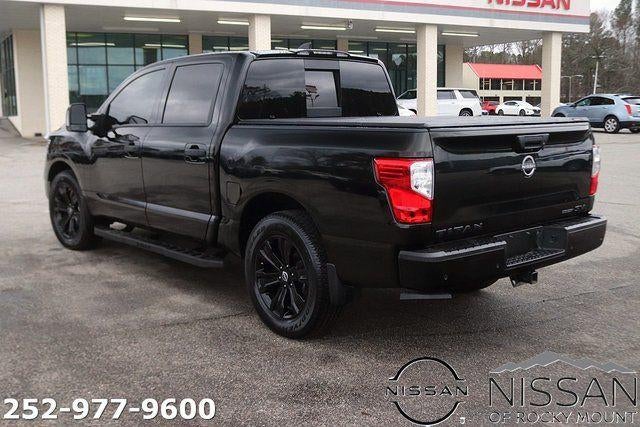 2024 Nissan Titan 4x2 Crew Cab SV