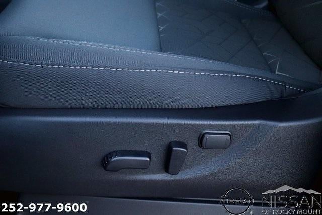 2026 Nissan Frontier Crew Cab 4x2 SV