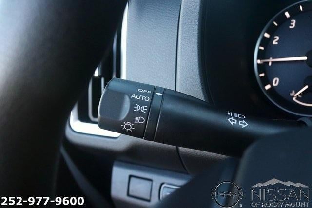 2026 Nissan Frontier Crew Cab 4x2 SV