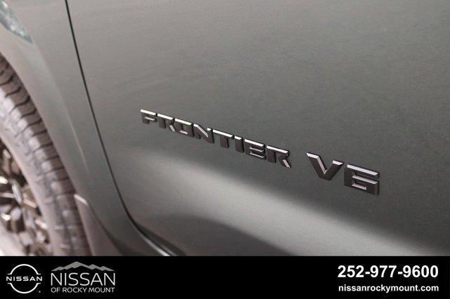 2027 Nissan Frontier Crew Cab 4x2 SV