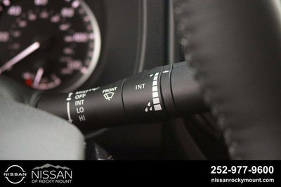2027 Nissan Frontier Crew Cab 4x2 SV