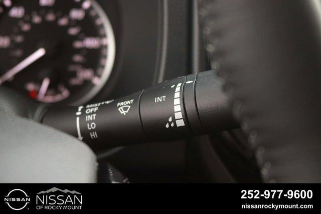 2027 Nissan Frontier Crew Cab 4x2 SV