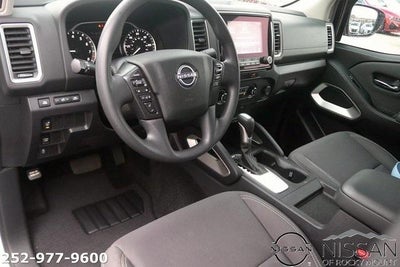 2022 Nissan Frontier Crew Cab 4x2 SV Auto