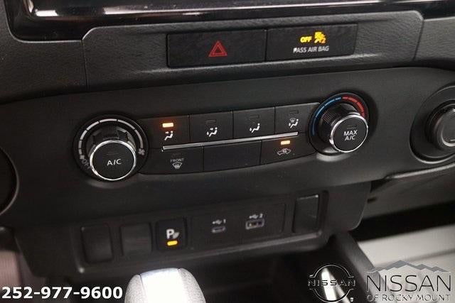 2022 Nissan Frontier Crew Cab 4x2 SV Auto