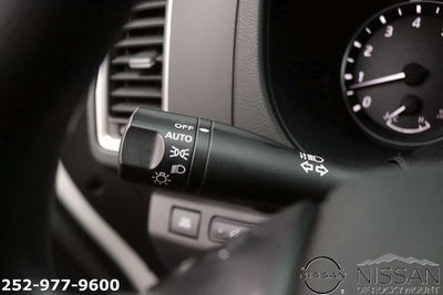 2022 Nissan Frontier Crew Cab 4x2 SV Auto